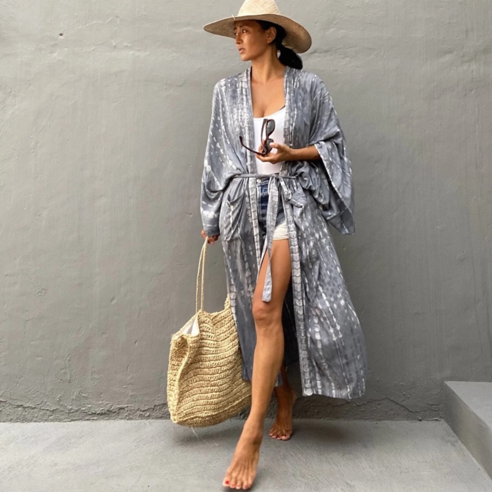 Kimono. NWOT. 💯 rayon